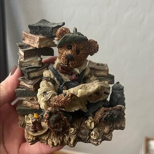 Boyd’s Bears Charming Bear Figurine with Books